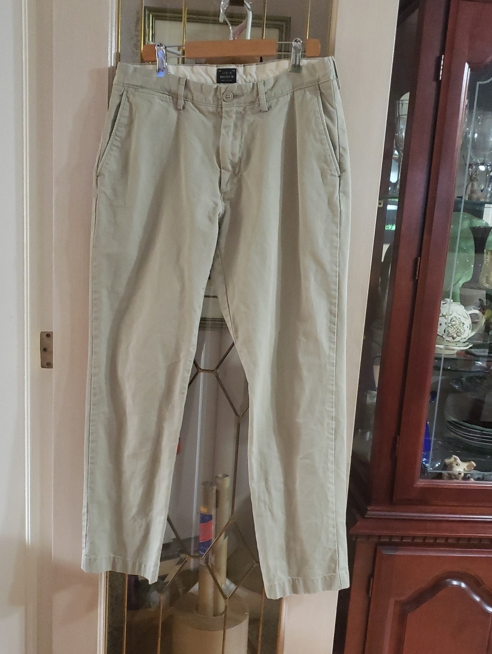 J. Crew Broken In Pants Mens 32x30 Beige Khaki Chino Urban Slim.